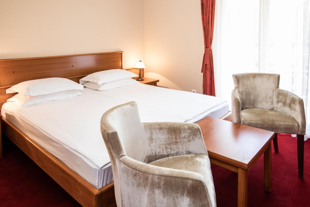 Palić Hotel Vila Lago מראה חיצוני תמונה