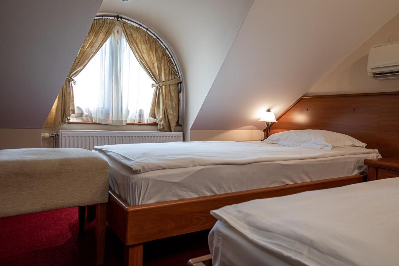 Palić Hotel Vila Lago מראה חיצוני תמונה