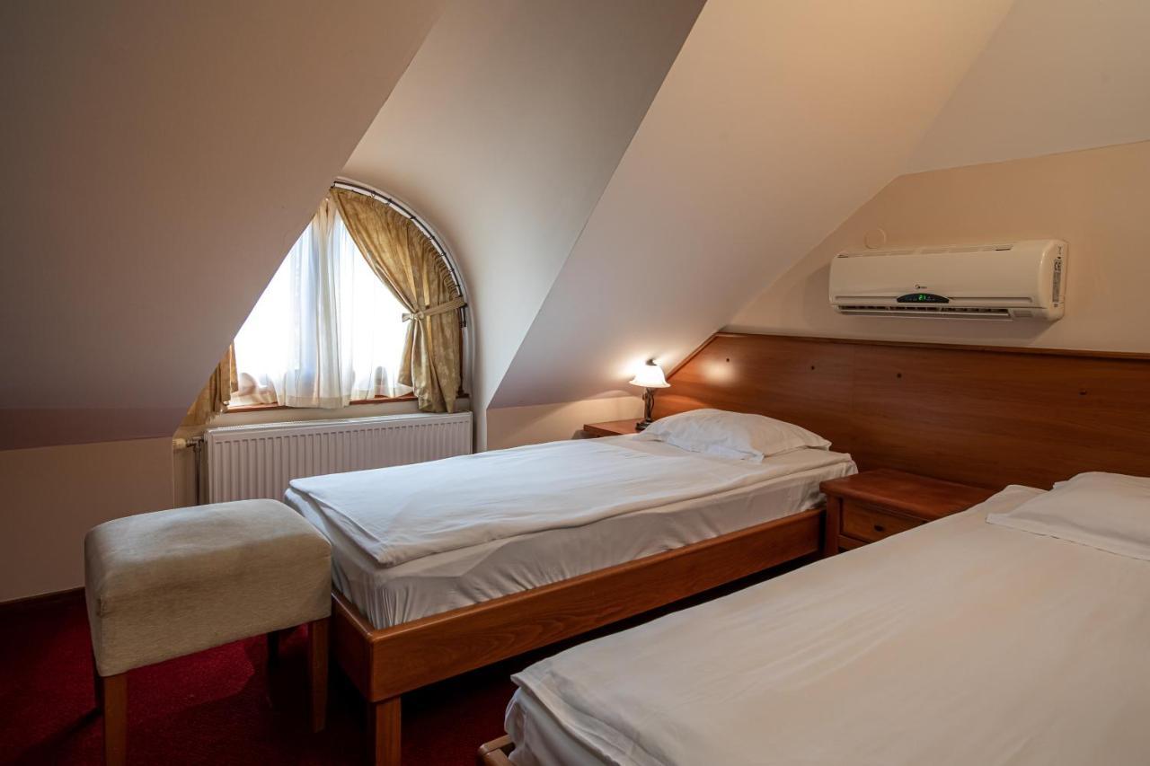 Palić Hotel Vila Lago מראה חיצוני תמונה