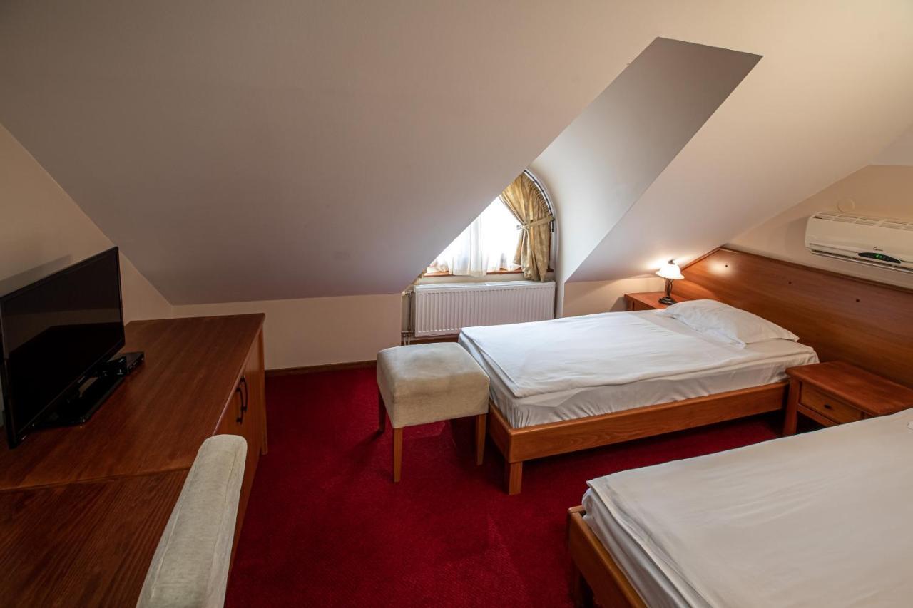 Palić Hotel Vila Lago מראה חיצוני תמונה